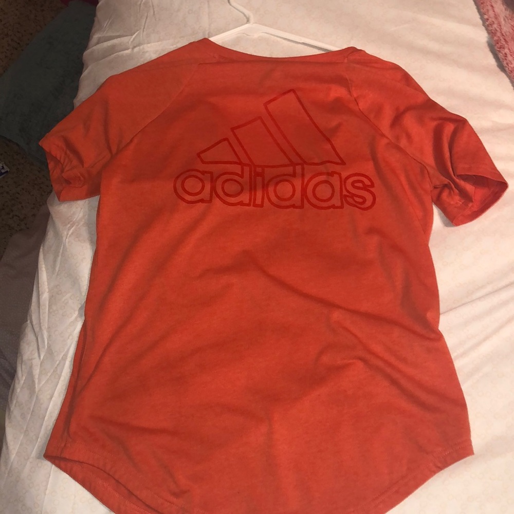 Coral Adidas v neck